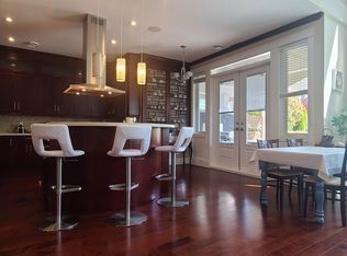 17136 3a Ave, Surrey, BC V3Z 2X7