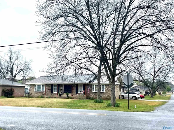 506 Riverview Dr, East Gadsden, AL 35903