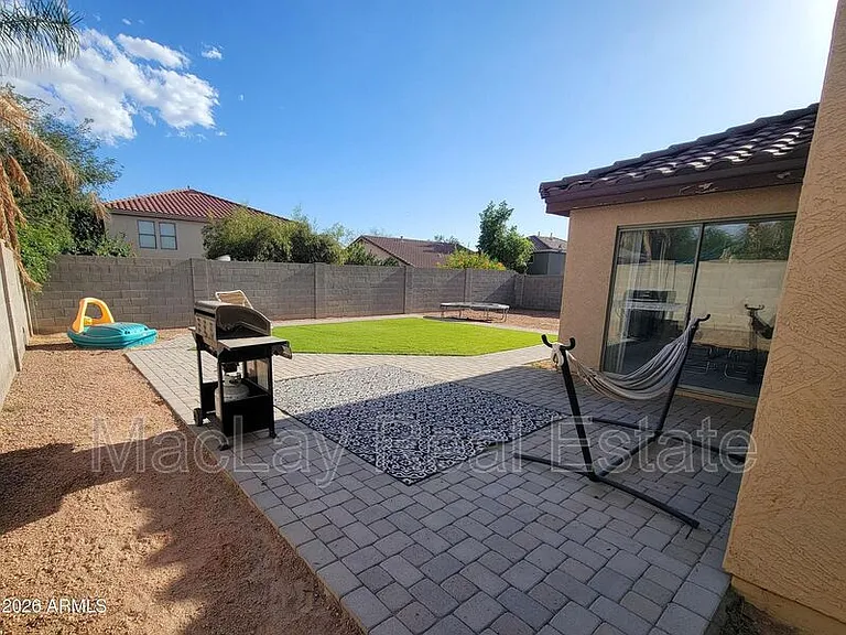 10841 E Forge Cir — Photo 29