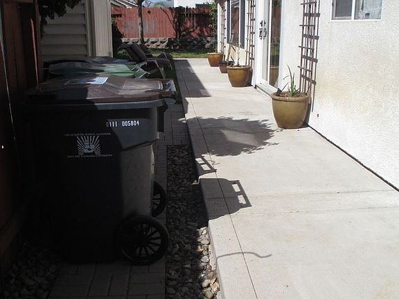 4th image of 703 Mayten St