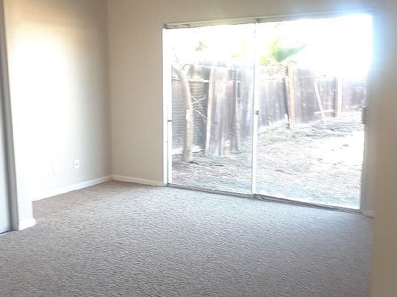 4th image of 786 La Jolla Ave