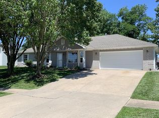 3812 Derby Ridge Dr, Columbia, MO 65202