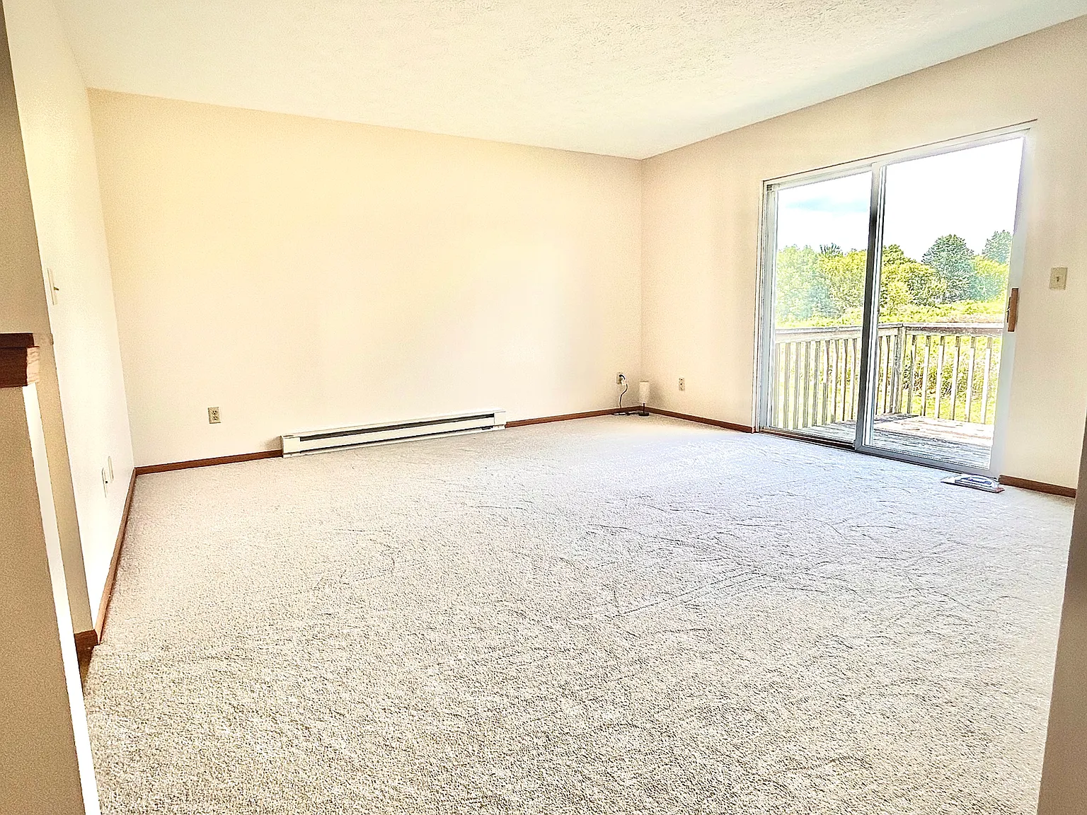 3601 Farmview Cir — Photo 3