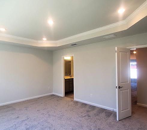 5th image of 906 Plum Creek Pl