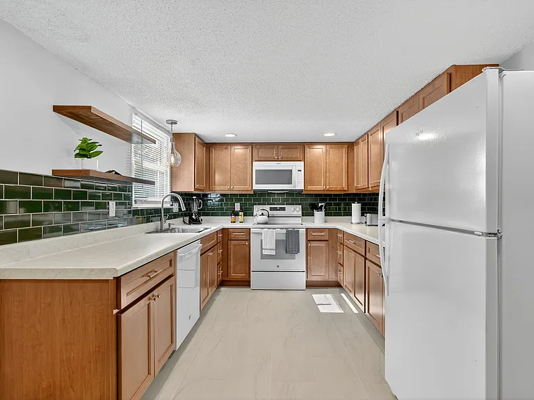2544 Spring Forest Rd — Photo 16
