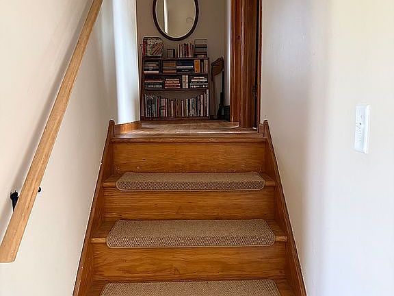 5th image of 1149 Robinhood Dr