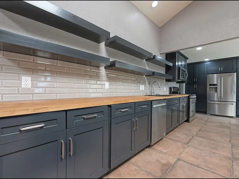 6412 Via Aventura Dr — Photo 25