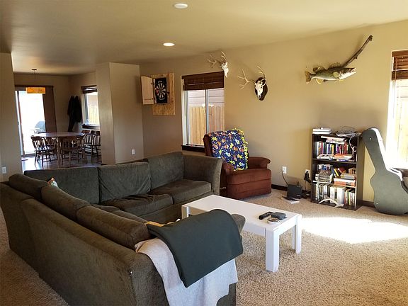 4th image of 3771 Annie St #1
