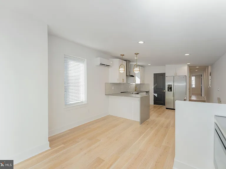 2517 Cedar St #2 — Photo 18