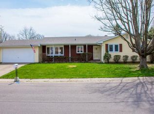 1638 Kevin Ct, South Bend, IN 46614