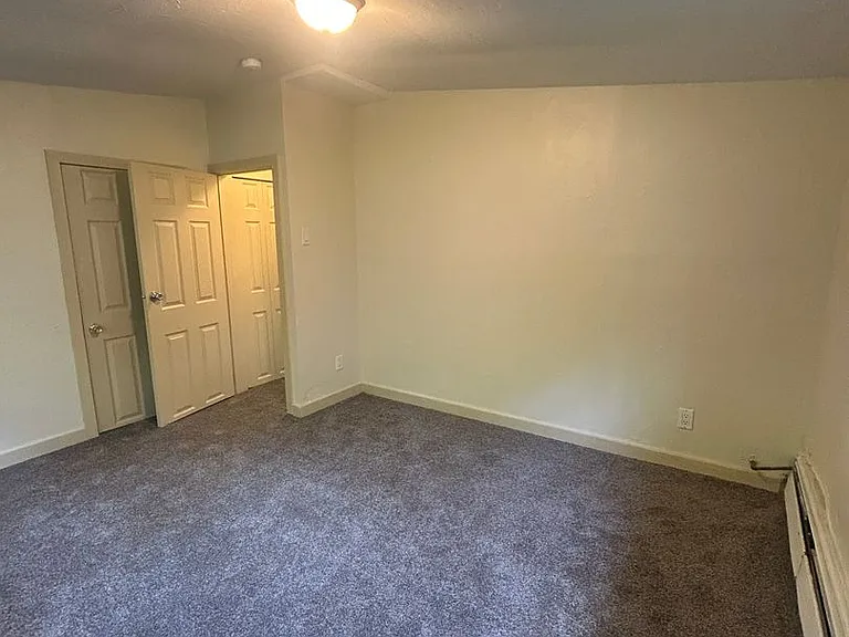 5683 Creekview Rd — Photo 9