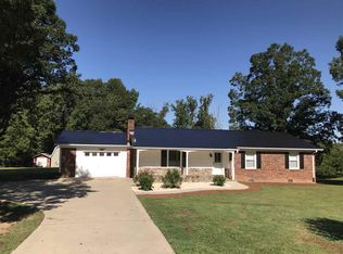 104 Owens Dr, Inman, SC 29349