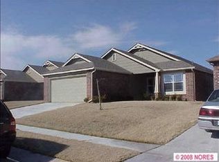 14307 E 112th Pl N, Owasso, OK 74055