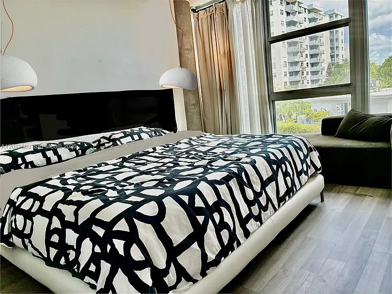 900 Bay Dr #207 — Photo 12