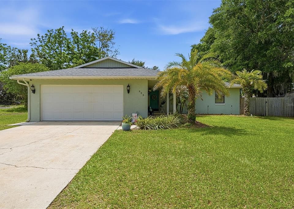 1st image of 923 PARK DRIVE