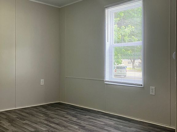 5th image of 2700 N Washington St #251M