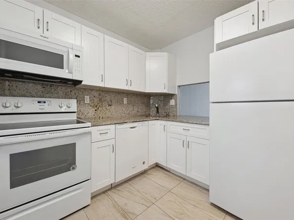 12 NE 19th Ct, Fort Lauderdale, FL