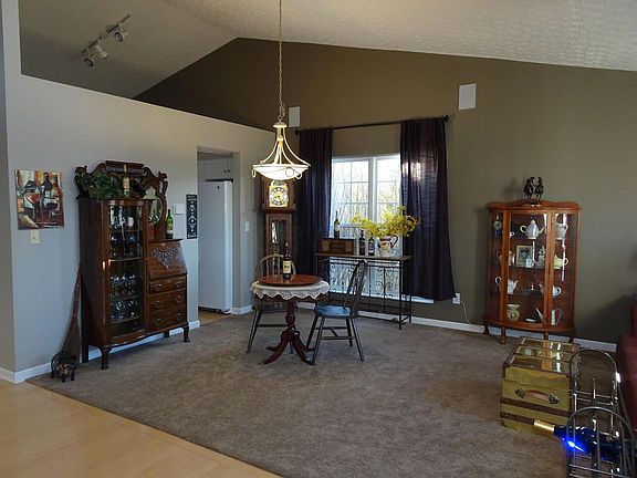 5th image of 1096 Evadell Dr