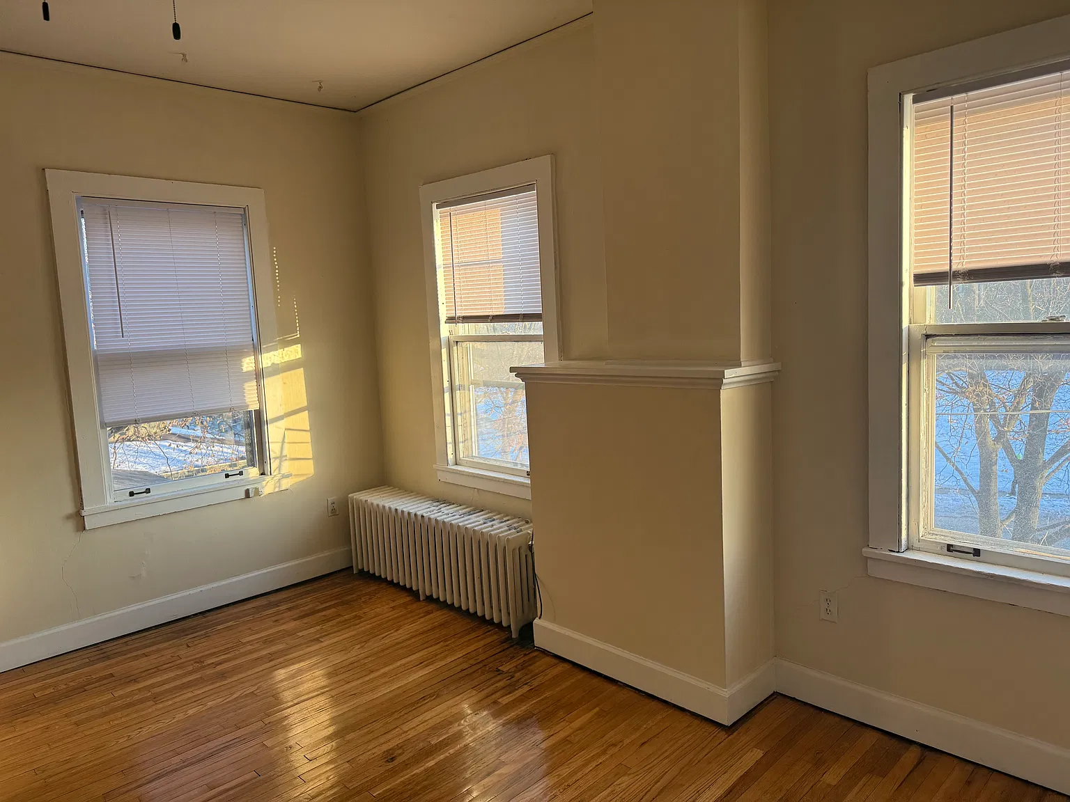 Studio, 400 sqft, $995 — Photo 4