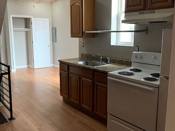 4th image of 1914 E Venango St Floor 1
