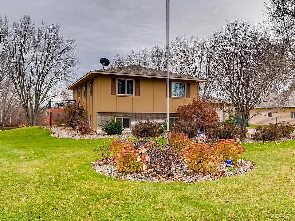 1st image of 20290 Enfield Ct N