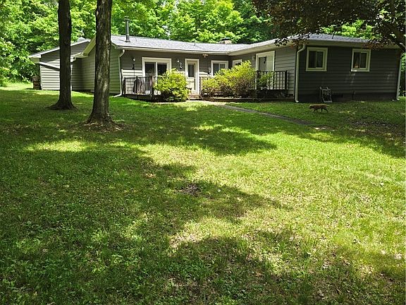 3rd image of 15610 Claridon Troy Rd