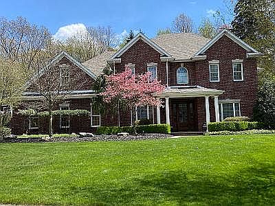 1st image of 1231 Twelve Oaks Ct