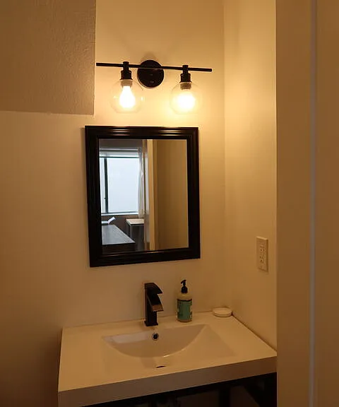 944 Palm Ave #2 — Photo 6
