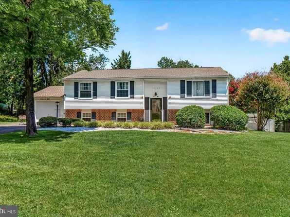 19205 Walters Ave, Poolesville, MD 20837