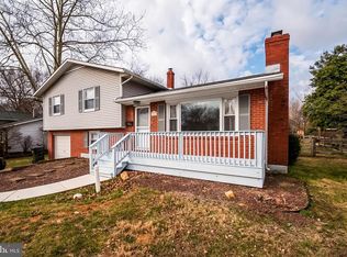 404 Apple Rd, Newark, DE 19711