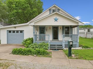 626 E 2nd St, Augusta, KY 41002