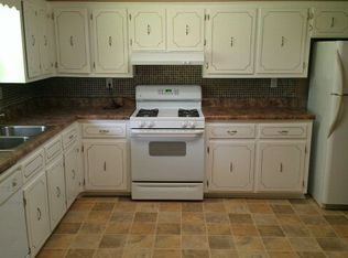 910 Elizabeth Dr, Hopkinsville, KY 42240
