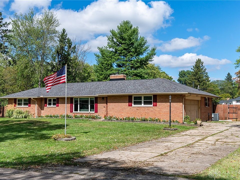 1st image of 303 Jenny Ln