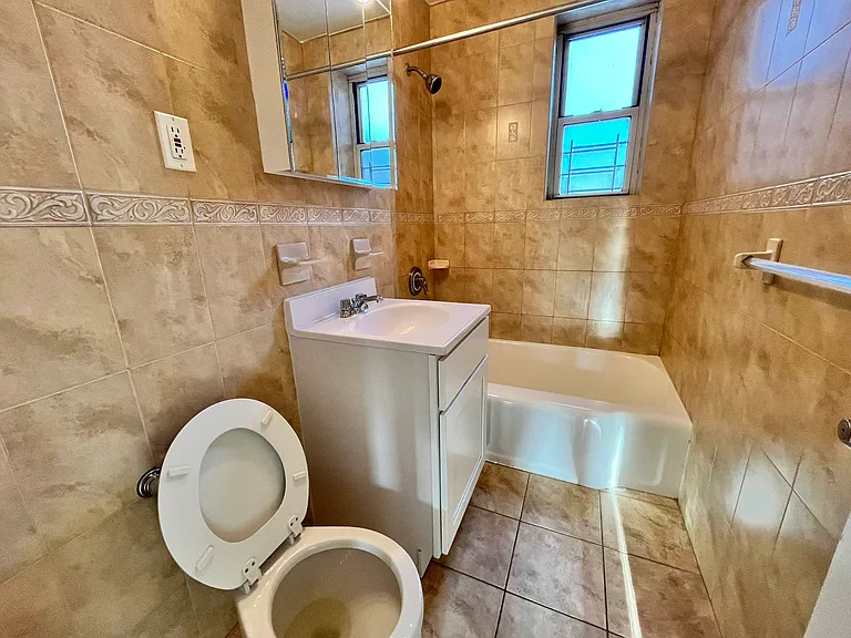 164-20 Highland Ave #6A — Photo 6