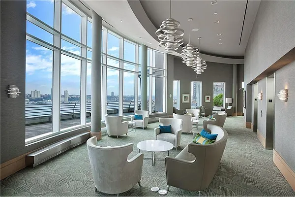 Sold by Compass | media 22