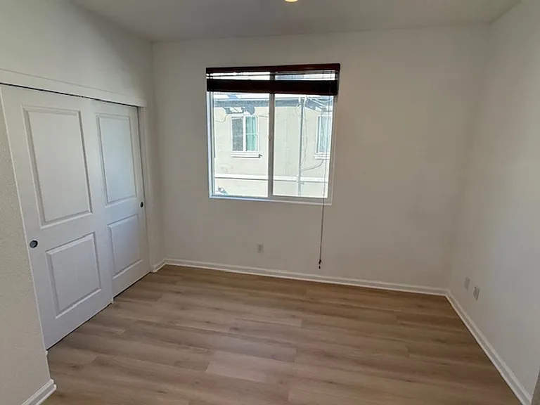 1419 Nevin Plz — Photo 12