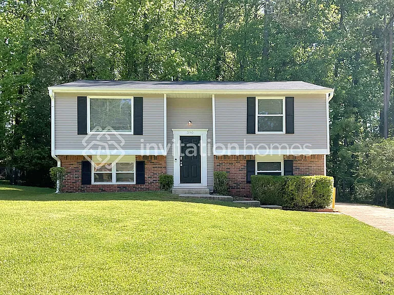 390 Hembree Forest Cir — Photo 1