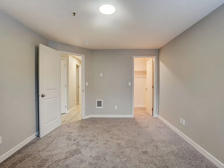 Veri 1319 — Photo 140