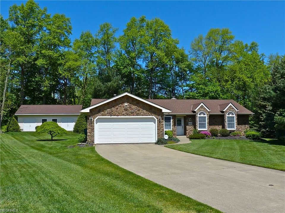 1st image of 9163 Matthew Ct