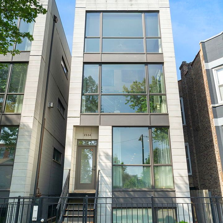 1st image of 2534 N Linden Pl #1