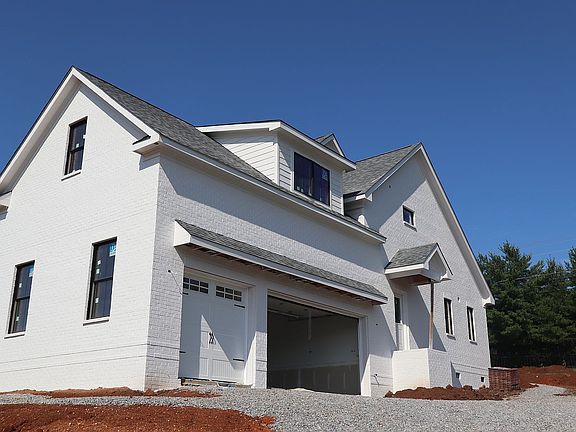 3rd image of 1140 Heathmoor Ct