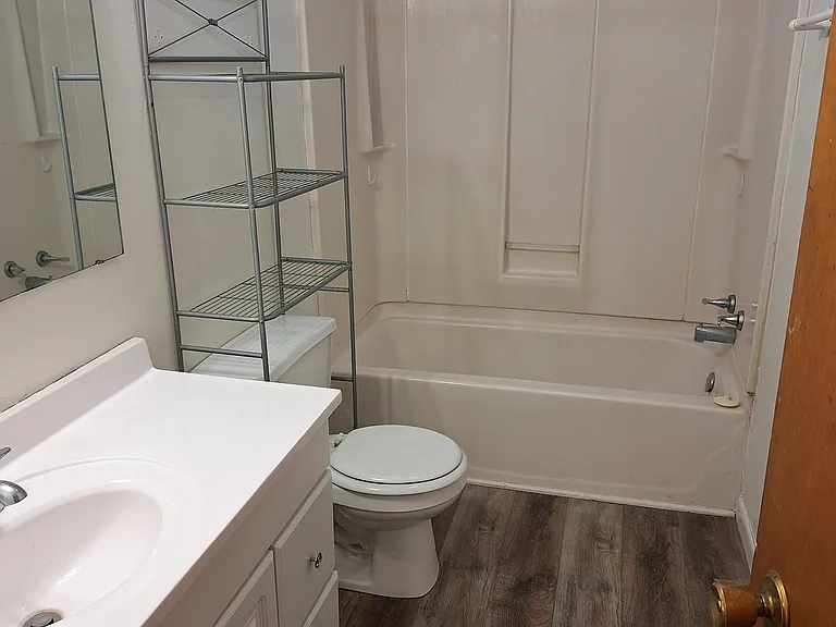 1011 Churchill Rd — Photo 12