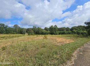 923 Jeffery Dr, Laurel, MS 39440