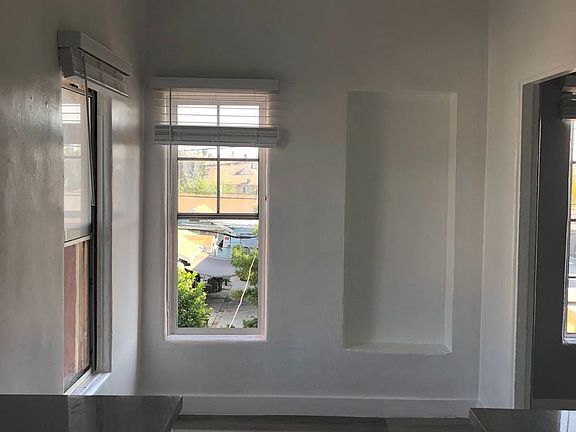 3rd image of 1443 S Bonnie Brae St #4153877