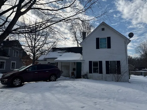 517 E Church St, Hart, MI 49420