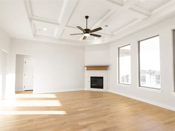 667 Still Mdws, Guthrie, OK 73044