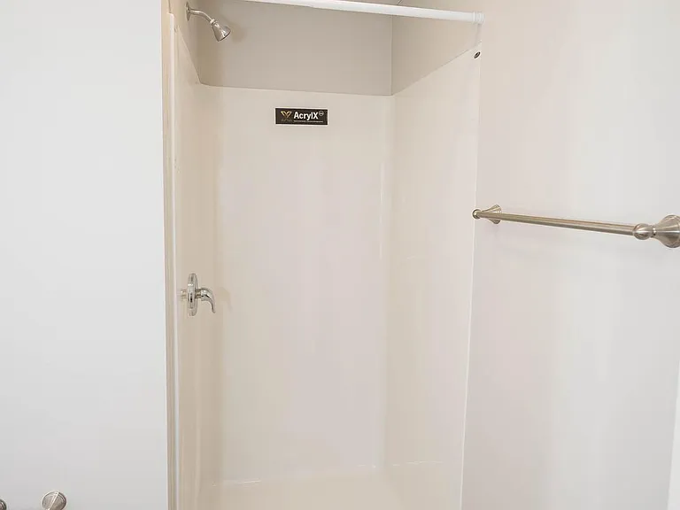 123 Bateman St #4-409B — Photo 41