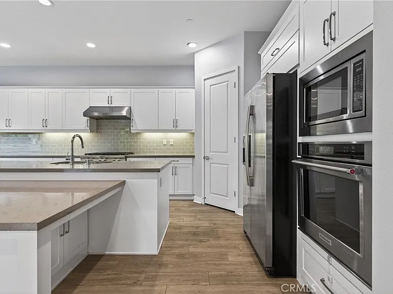 755 E Orange Blossom Way — Photo 16