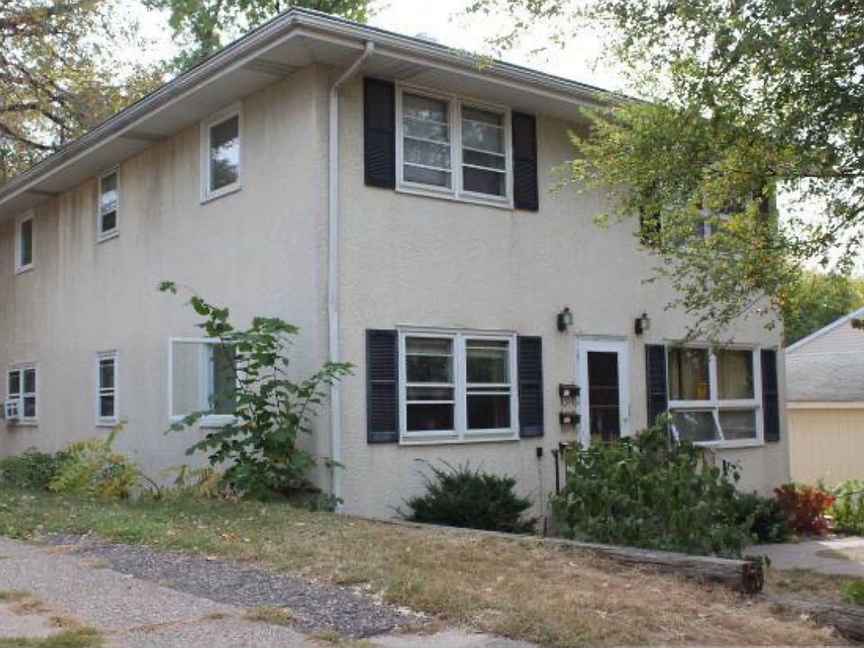 Main-floor unit in a well-maintained 3-plex with a private entrance, large front windows for natural light, and off-street parking located in the rear. Includes a spacious yard_ideal for outdoor relaxation.