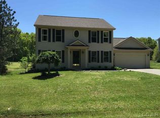 2585 Wood Ridge Dr, Adrian, MI 49221